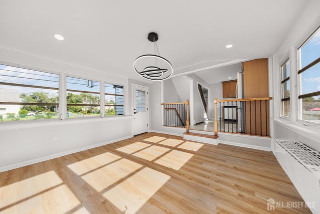 24 Morgan Drive, Edison, NJ 08817