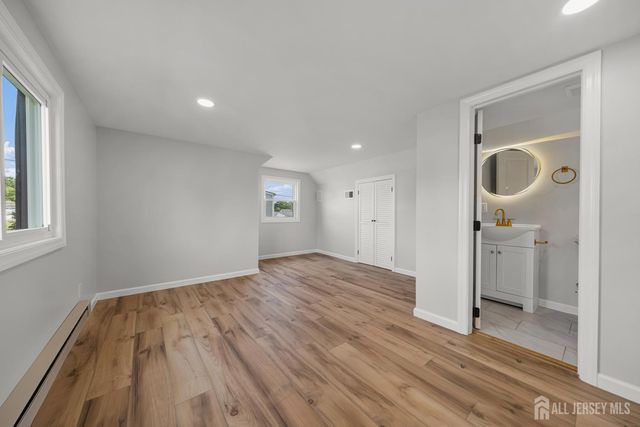24 Morgan Drive, Edison, NJ 08817