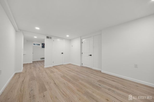 24 Morgan Drive, Edison, NJ 08817