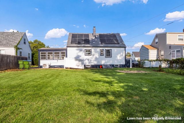 24 Morgan Drive, Edison, NJ 08817