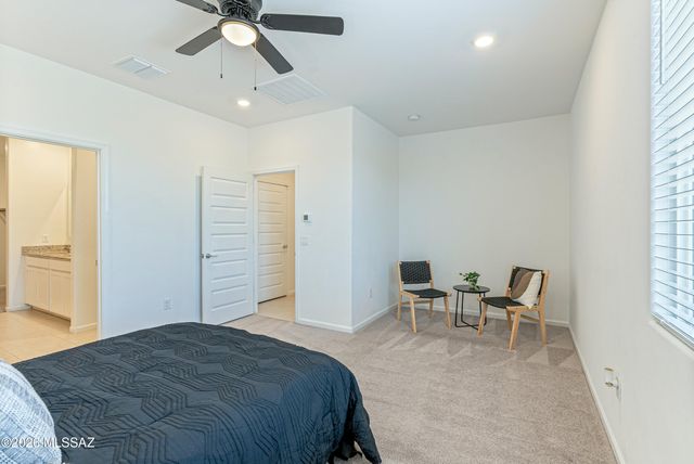 8705 E Creamy Cliffrose Trail, Vail, AZ 85641