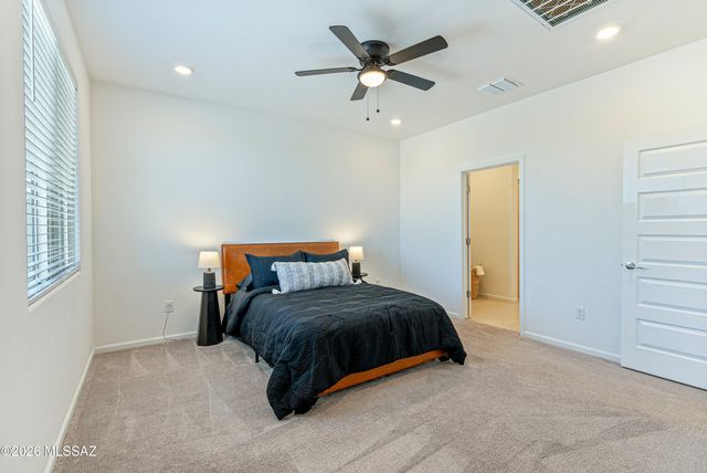 8705 E Creamy Cliffrose Trail, Vail, AZ 85641