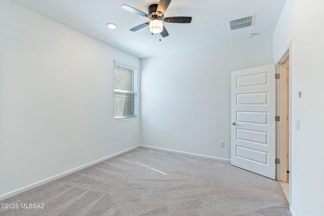 8705 E Creamy Cliffrose Trail, Vail, AZ 85641