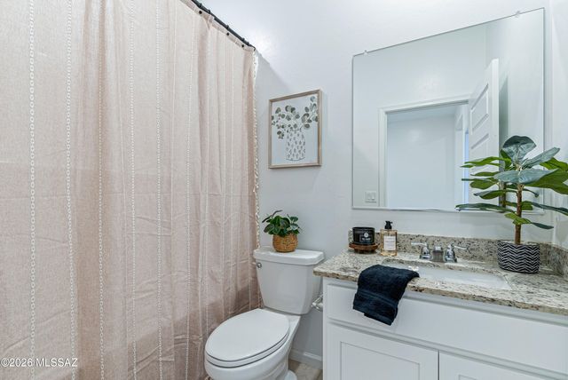 8705 E Creamy Cliffrose Trail, Vail, AZ 85641