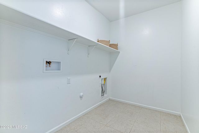 8705 E Creamy Cliffrose Trail, Vail, AZ 85641