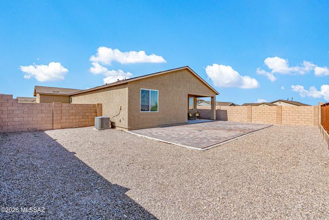 8705 E Creamy Cliffrose Trail, Vail, AZ 85641