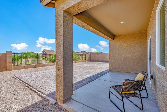 8705 E Creamy Cliffrose Trail, Vail, AZ 85641