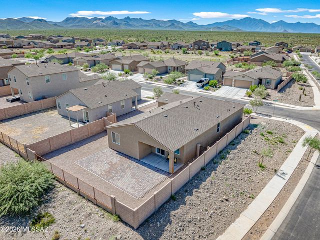 8705 E Creamy Cliffrose Trail, Vail, AZ 85641