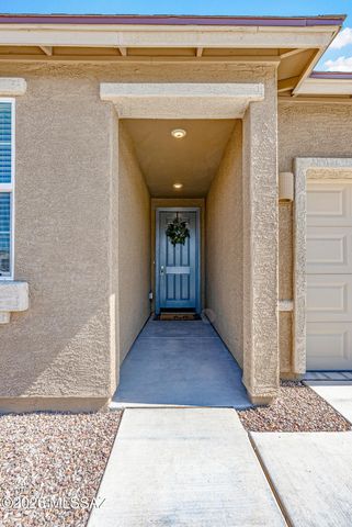 8705 E Creamy Cliffrose Trail, Vail, AZ 85641