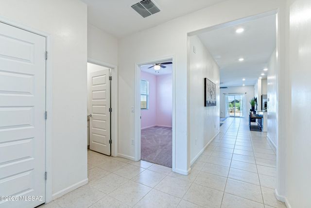 8705 E Creamy Cliffrose Trail, Vail, AZ 85641