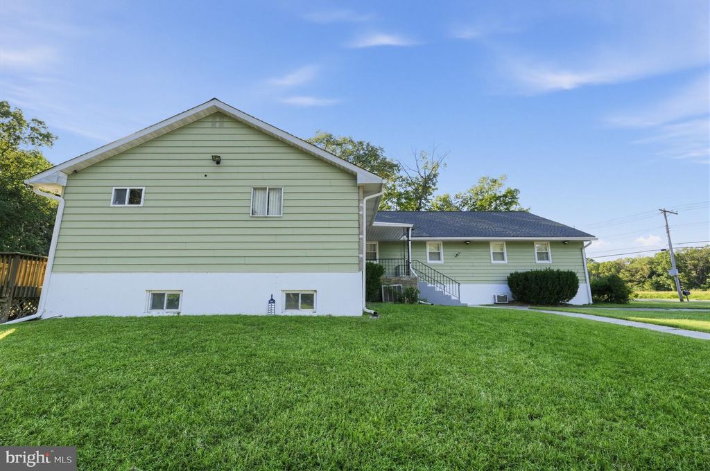 1110 COLES MILL RD, Williamstown, NJ 08094 — photo 4