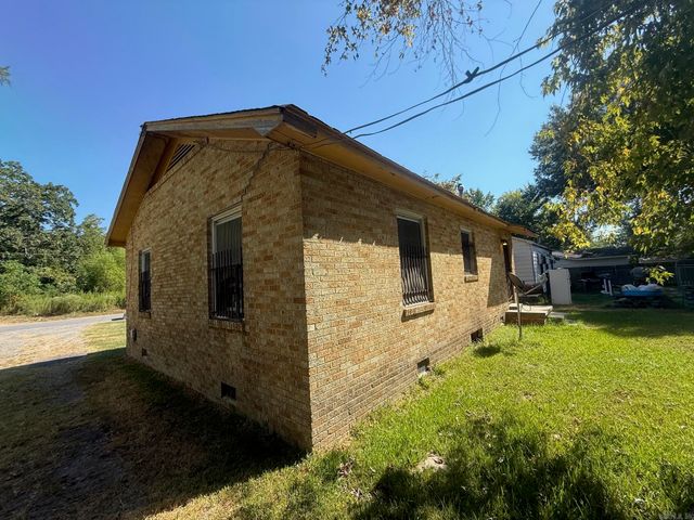 310 W 24th Avenue, Pine Bluff, AR 71601