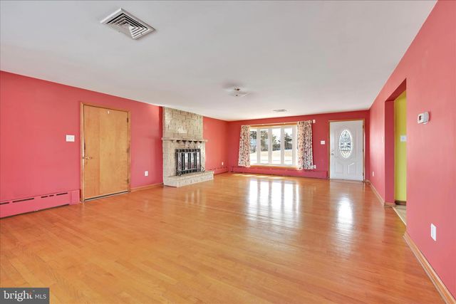 263 EISENHOWER RD, Palmyra, PA 17078