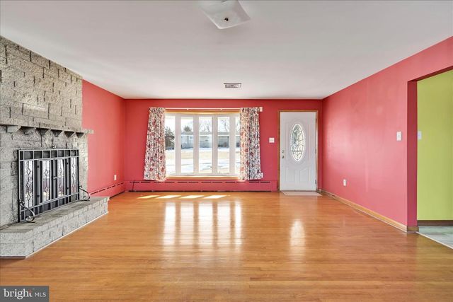 263 EISENHOWER RD, Palmyra, PA 17078