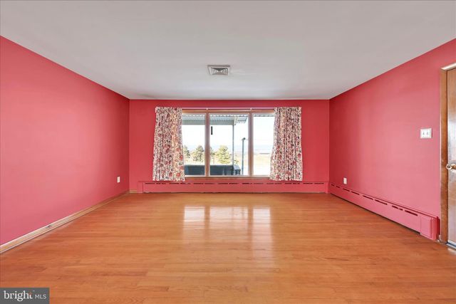 263 EISENHOWER RD, Palmyra, PA 17078