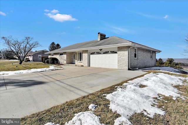 263 EISENHOWER RD, Palmyra, PA 17078