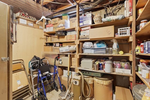 10850 S 1700 E, Sandy, UT 84092