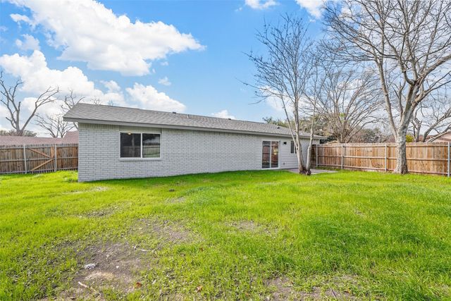 6202 Glenmoor Drive, Garland, TX 75043