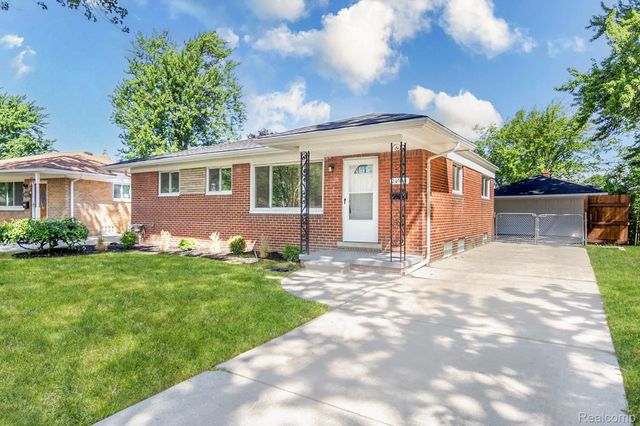 24865 Ridgecroft Avenue, Eastpointe, MI 48021