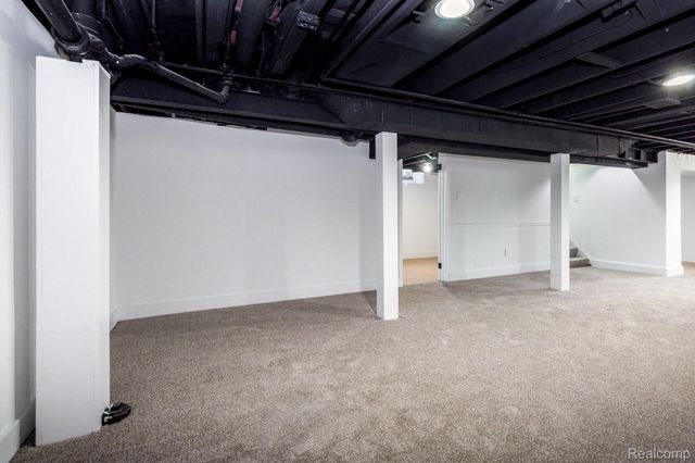 24865 Ridgecroft Avenue, Eastpointe, MI 48021