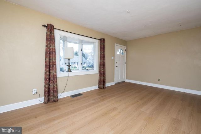 1520 CHESTNUT AVE, Haddon Heights, NJ 08035