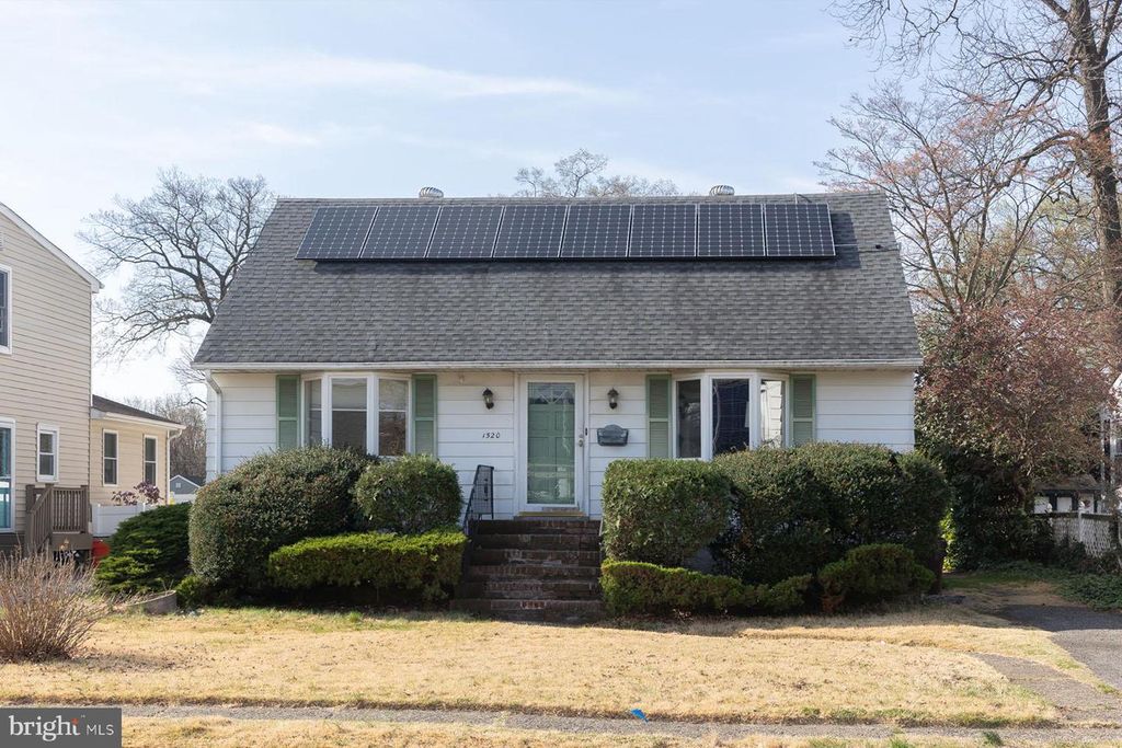 1520 CHESTNUT AVE, Haddon Heights, NJ 08035