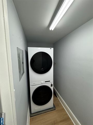 630 Bloomfield Avenue a, Verona, NJ 07044