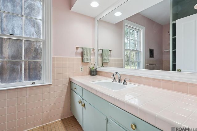 5850 La Hwy 74, St Gabriel, LA 70776