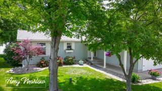 8360 Bay Drive Ne, Grattan Twp, MI 49341