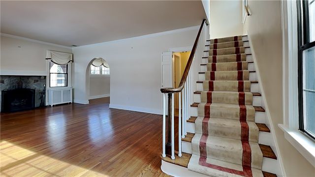 23 Oxford Road, Ben Avon Heights, PA 15202