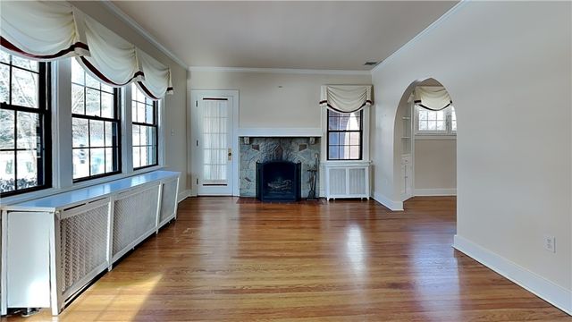 23 Oxford Road, Ben Avon Heights, PA 15202