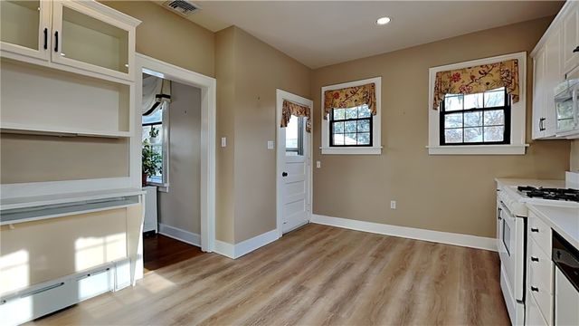 23 Oxford Road, Ben Avon Heights, PA 15202