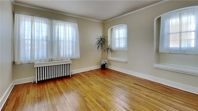 23 Oxford Road, Ben Avon Heights, PA 15202