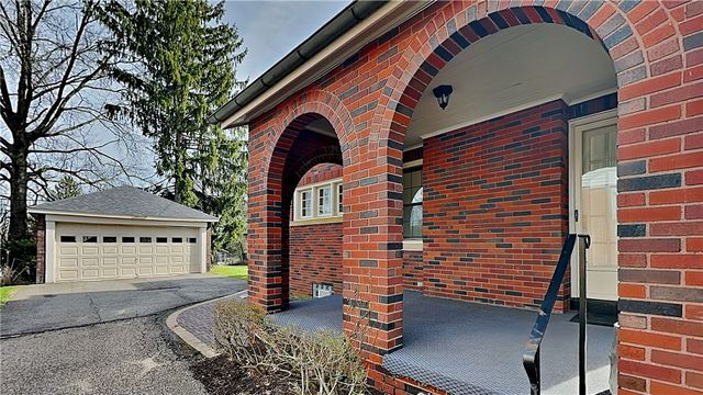 23 Oxford Road, Ben Avon Heights, PA 15202
