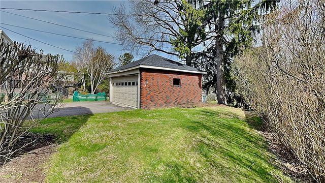 23 Oxford Road, Ben Avon Heights, PA 15202