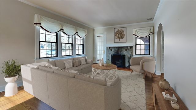 23 Oxford Road, Ben Avon Heights, PA 15202