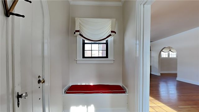 23 Oxford Road, Ben Avon Heights, PA 15202