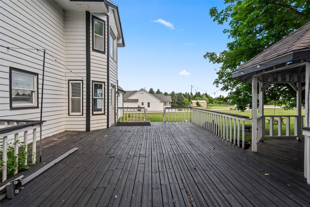 6893 NE Rising Sun Drive, Pleasant Hill, IA 50327