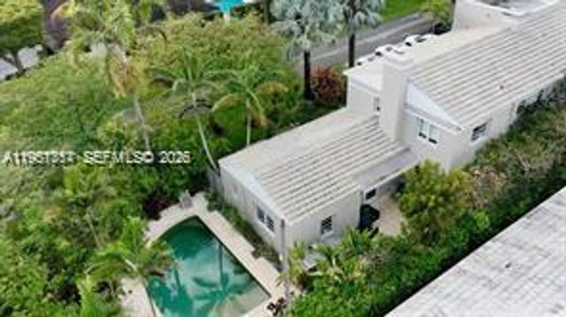 4805 Cherokee Ave, Miami Beach, FL 33140