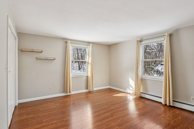 18 Cranston Cir, Woburn, MA 01801