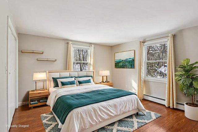 18 Cranston Cir, Woburn, MA 01801