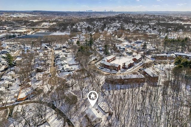 18 Cranston Cir, Woburn, MA 01801