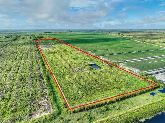 7050 6th RD, Labelle, FL 33935