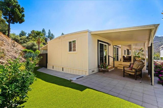 8975 Lawrence Welk Dr. 195, Escondido, CA 92026