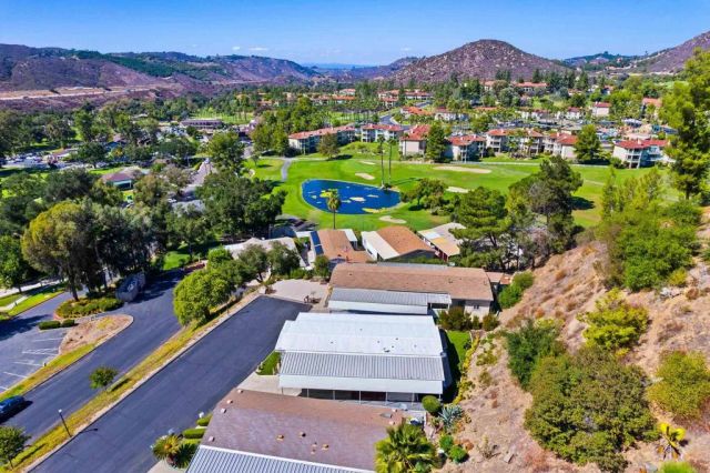 8975 Lawrence Welk Dr. 195, Escondido, CA 92026