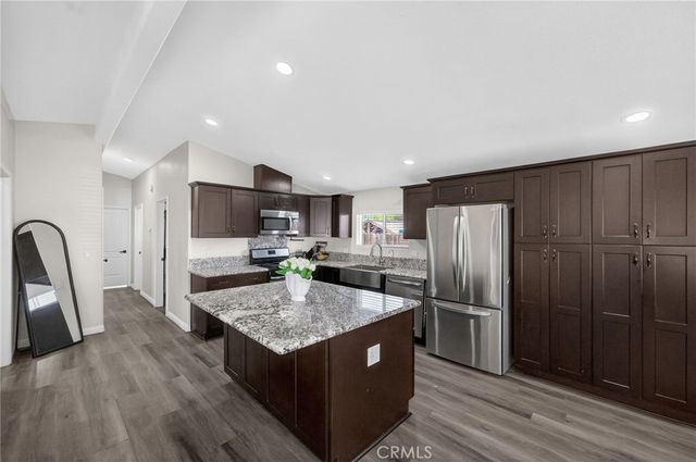 34653 The Farm Road, Wildomar, CA 92595