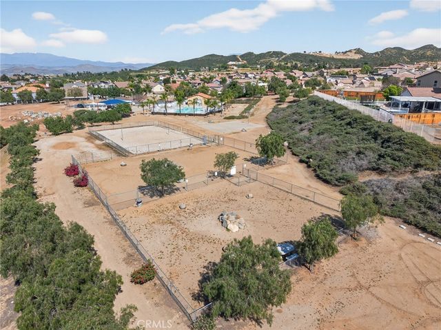 34653 The Farm Road, Wildomar, CA 92595