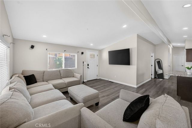 34653 The Farm Road, Wildomar, CA 92595