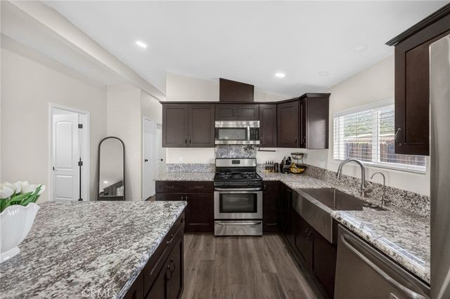 34653 The Farm Road, Wildomar, CA 92595