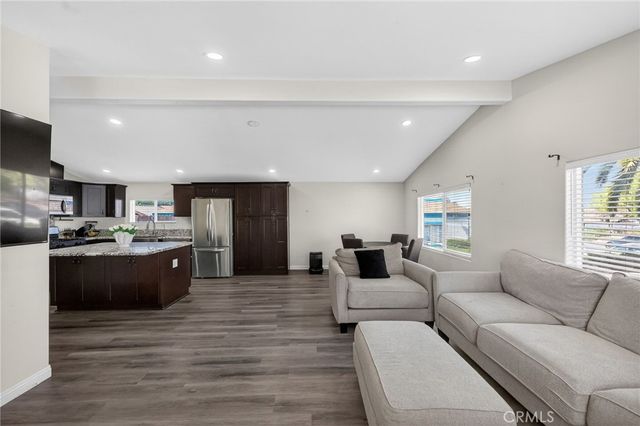 34653 The Farm Road, Wildomar, CA 92595